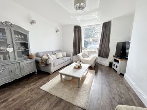 Lounge- click for photo gallery